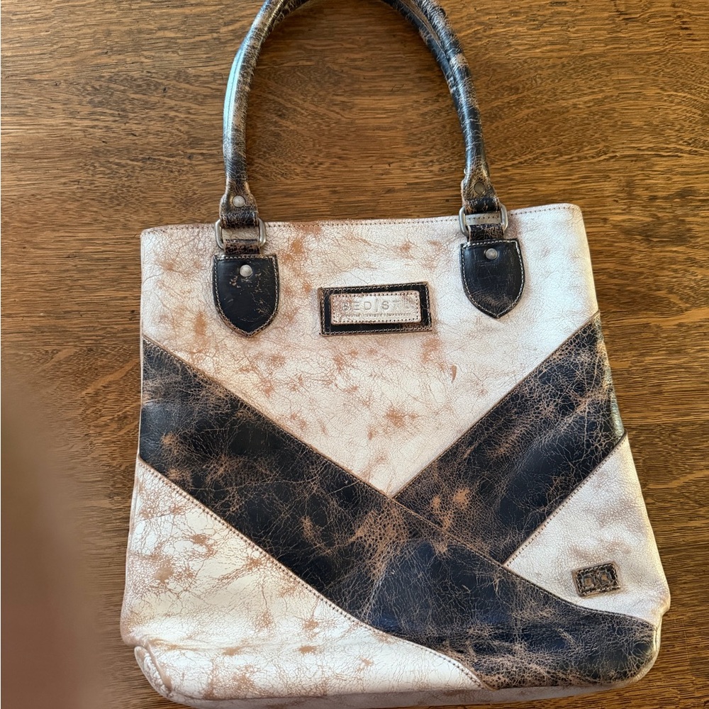 Bed Stu Cream and Black Shoulder Bag $290 like new
